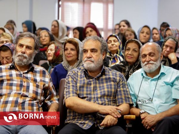 تجلیل از کریم اکبری مبارکه در فرهنگسرای معرفت