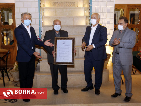 آیین معرفی چهره ماندگار مطبوعات استان فارس