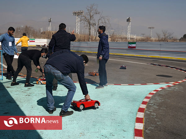 مسابقات آنرود راسی