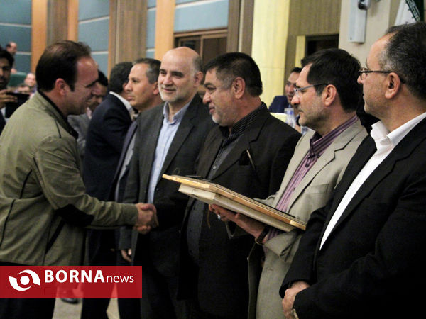 تقدیر شورای اسلامی شهر شیراز ازپدران  نمونه