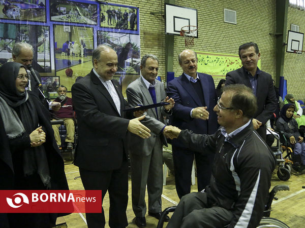 بازدید وزیر ورزش و جوانان از آسایشگاه کهریزک