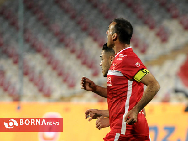 دیدار تیم های فوتبال پرسپولیس - ذوب آهن