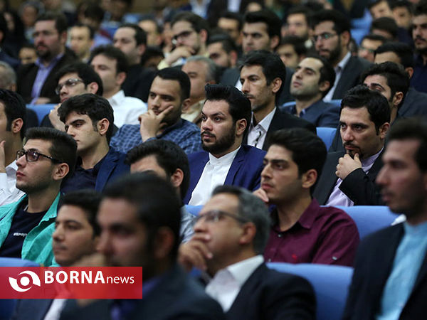 ضیافت افطار رییس جمهوری با جوانان و دانشجویان