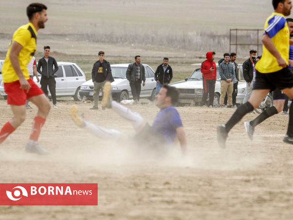 مسابقات فوتبال در روستا