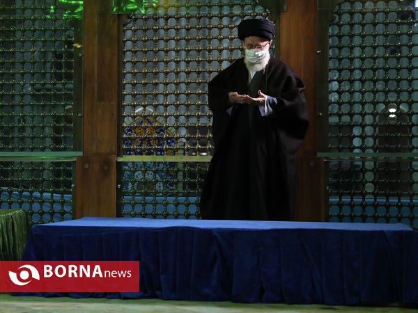 حضور رهبر انقلاب در مرقد مطهر امام راحل و گلزار شهدای بهشت زهرا