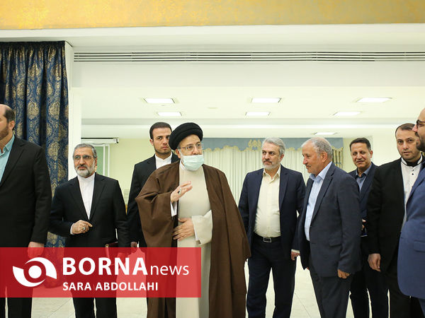 دیدار جمعی از تولیدکنندگان و کارآفرینان با رئیس جمهوری