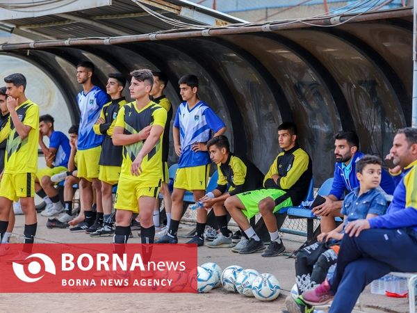 دیدار تیم های فوتبال بامداد  اراک- بصیر اهواز