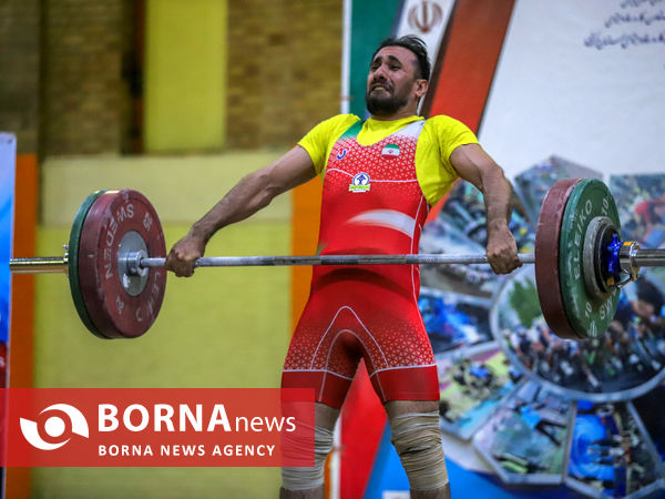 مسابقات وزنه برداری کارگری