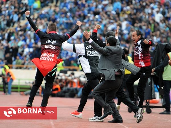 دیدار تیم های استقلال تهران - پرسپولیس تهران