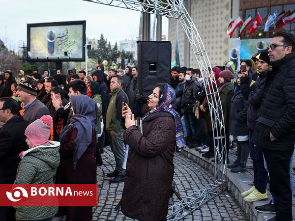 نخستین روز جشنواره تئاتر فجر "زینب پاشا" و "سیرک"