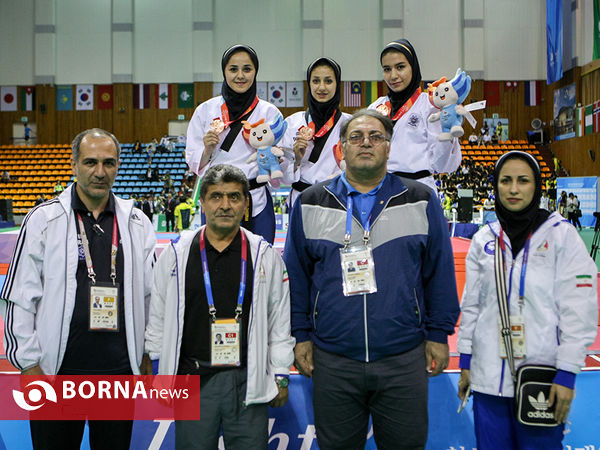 مراسم اهدای مدال مسابقات پومسه تیمی دانشجویان جهان
