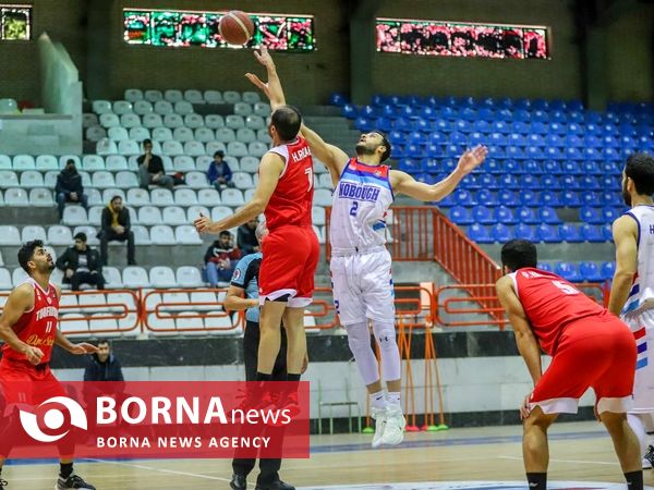 دیدار تیم های بسکتبال نبوغ - توفارقان