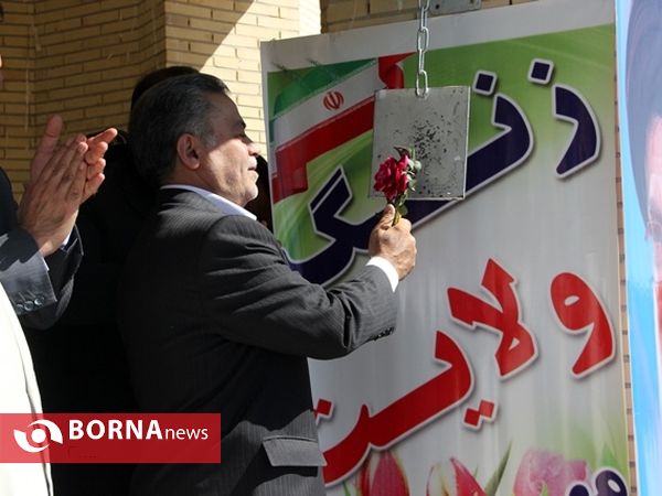 استاندار يزد در خاتم