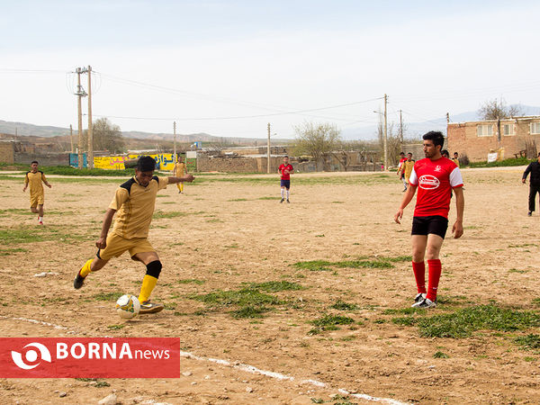 بازی فوتبال بهاره در روستای کلانتر