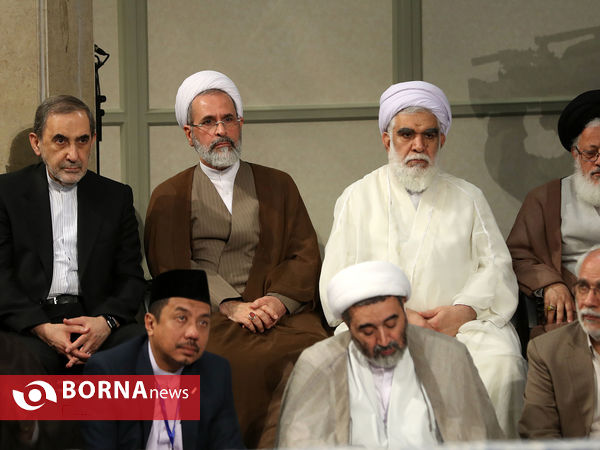 دیدار اعضای کنگره نقش شیعه درگسترش‌علوم‌اسلامی با رهبرانقلاب