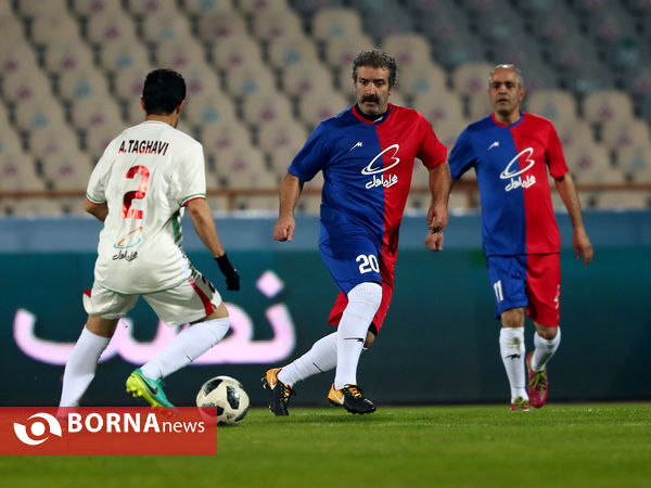 مسابقه فوتبال" یادبود انصاریان و میناوند"