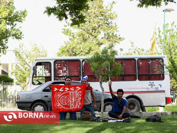 یک روز قبل از دربی