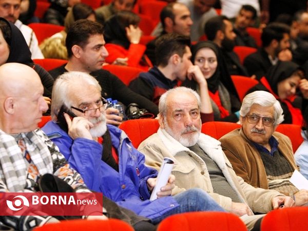 اکران فیلم سینمایی خروج در پردیس مگامال