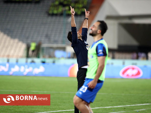 دیدار تیم های استقلال تهران - استقلال خوزستان
