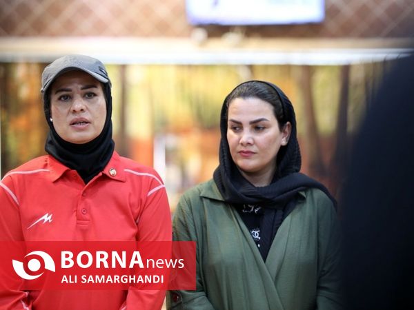 دیدار مدیرکل ورزش و جوانان استان گیلان باتیم ملی فوتبال بانوان ایران
