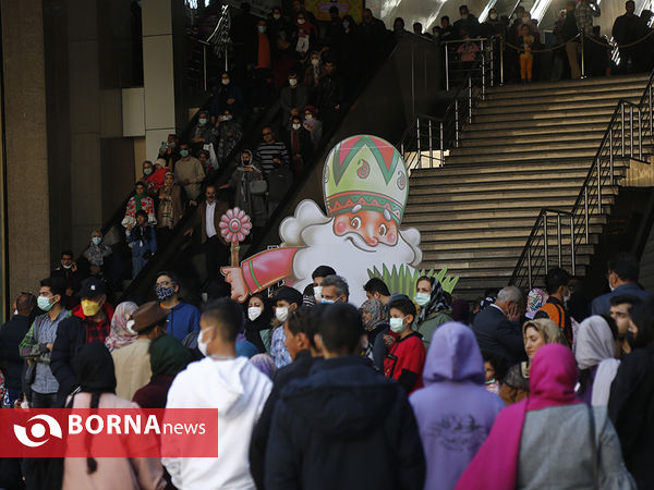 بازدید نوروزی مسافرین از برج میلاد