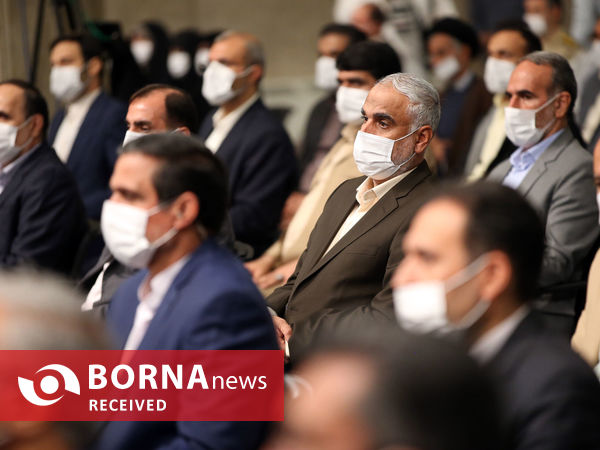 دیدار دست‌اندرکاران برگزاری کنگره شهدای استان قم با مقام معظم رهبری