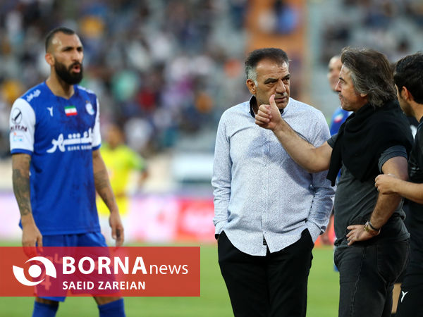 دیدار تیم های استقلال تهران - صنعت نفت آبادان