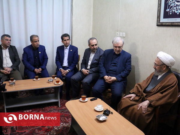 دیدار وزیر بهداشت با آیت الله سبحانی