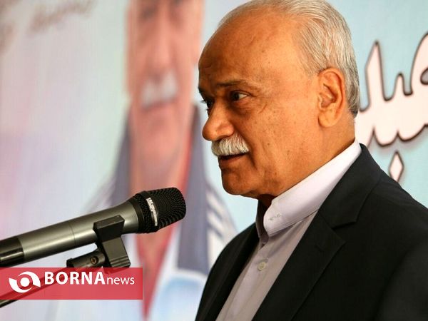 آیین رونمایی از پلاک افتخار علی عبد احد، خبرنگار و پیشکسوت رشته بسکتبال