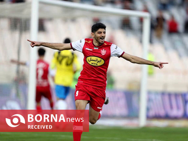 دیدار تیم های فوتبال پرسپولیس - نفت مسجدسلیمان