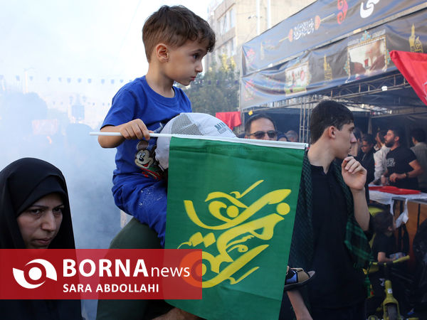 پیاده روی جاماندگان اربعین در تهران