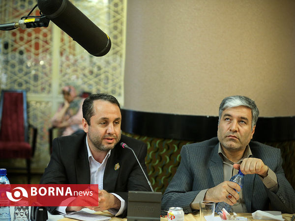 نشست دو جانبه هیئت های ایران و روسیه در همایش جوانان کشورهای حاشیه دریای خزر