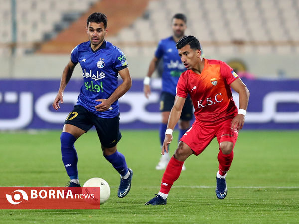 دیدار تیم های فوتبال استقلال - فولاد