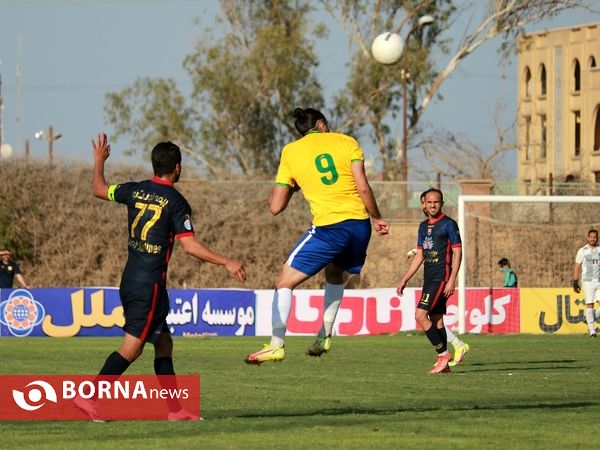 دیدار تیم های فوتبال صنعت نفت - نساجی
