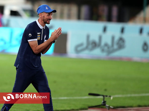 دیدار تیم های استقلال تهران - گل گهر سیرجان