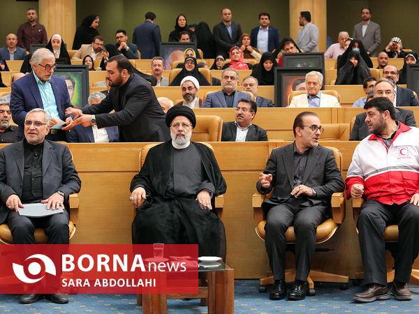 مراسم روز پزشک و داروسازی با حضور رییس جمهور