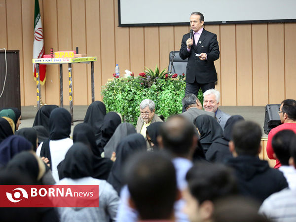 گردهمایی پرورش اندام کاران
