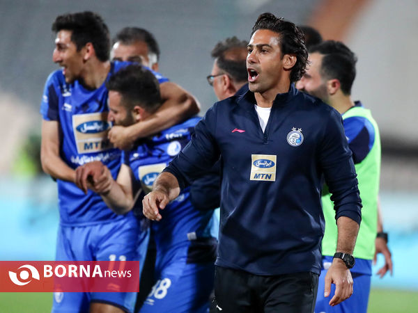 دیدار تیم های استقلال تهران - استقلال خوزستان