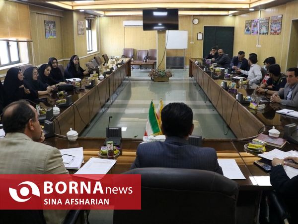 نشست خبری مینی فوتبال جام پرچم و تجلیل از عکاسان ورزشی آذربایجان‌غربی