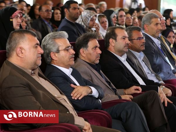 سومین آیین نکوداشت مادران نمونه شهر شیراز