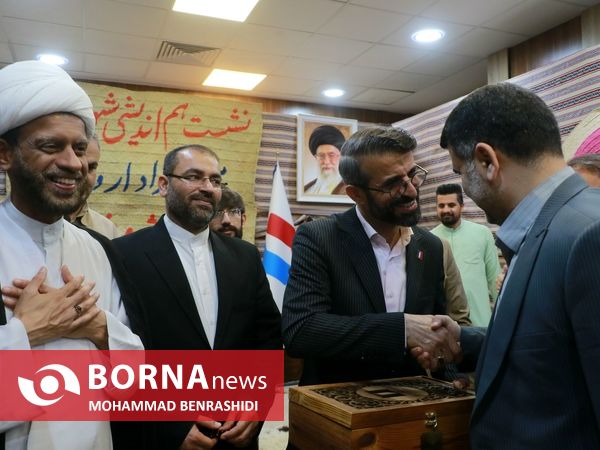 نشست هم اندیشی شیوخ عشایر منطقه آزاد اروند با مسوولان