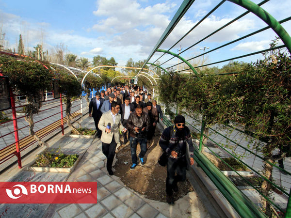 تجدید میثاق نمایندگان منتخب مردم شیراز در مجلس با شهدا