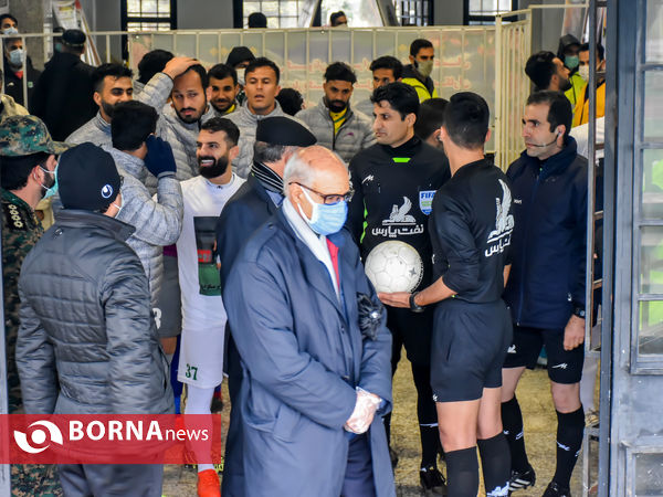 دیدار تیم های فوتبال آلومینیوم اراک - صنعت نفت آبادان