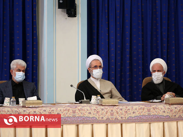 جلسه شورای عالی انقلاب فرهنگی