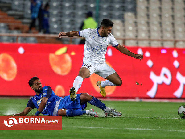 دیدار تیم های استقلال تهران - استقلال خوزستان