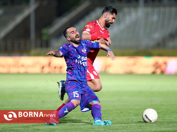 دیدار تیم های فوتبال پرسپولیس - هوادار