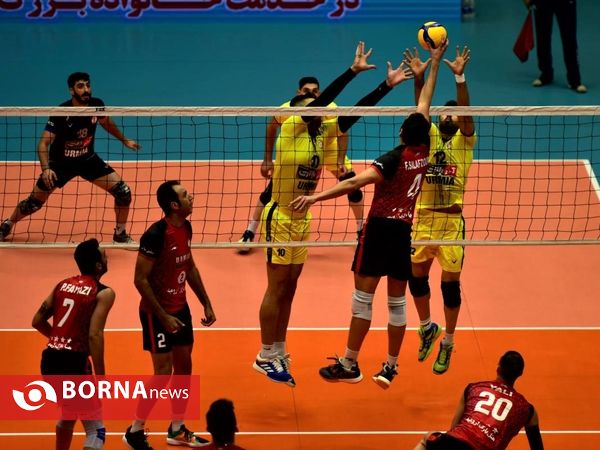 شهرآورد هفته اول لیگ برتر والیبال: شهرداری ارومیه - آذرباتری