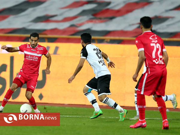 دیدار تیم های فوتبال  پرسپولیس - هوادار