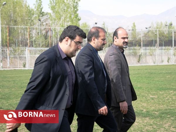 بازدید معاون وزیر ورزش از آکادمی فوتبال و سالن تیراندازی مجموعه ورزشی آزادی