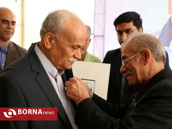 آیین رونمایی از پلاک افتخار علی عبد احد، خبرنگار و پیشکسوت رشته بسکتبال